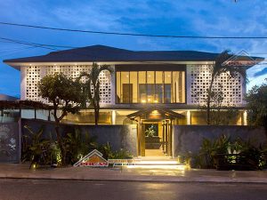 công trình miền trung gạch bông gió bê tông vt40