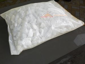 đóng hàng bao ni lông sỏi trắng quay 3cm